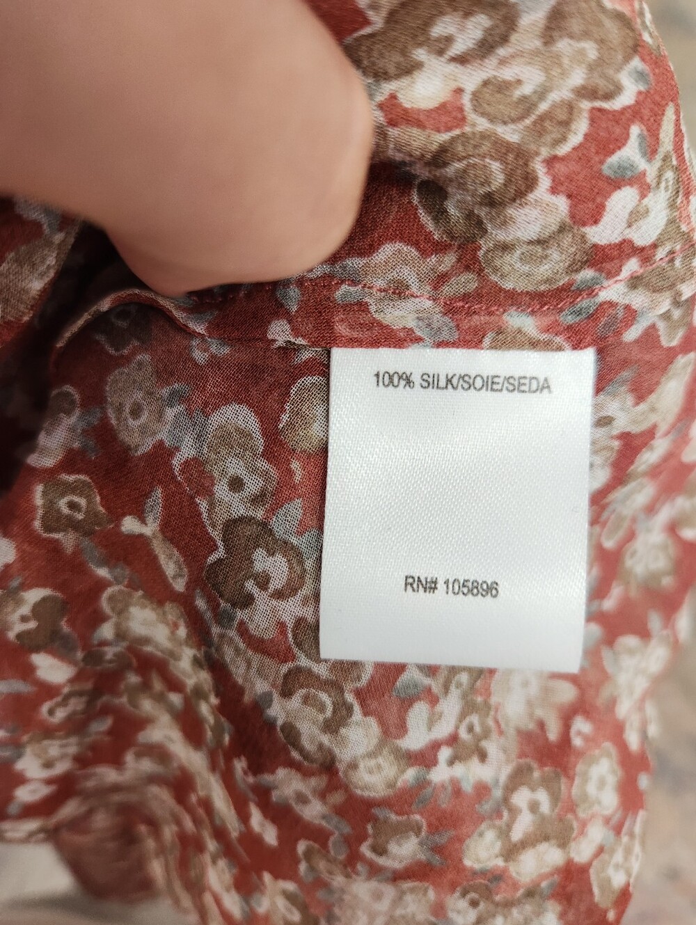 NWT Worth New York Floral Silk Sleeveless Blouse Tie Neck Size 4 - Picture 12 of 14
